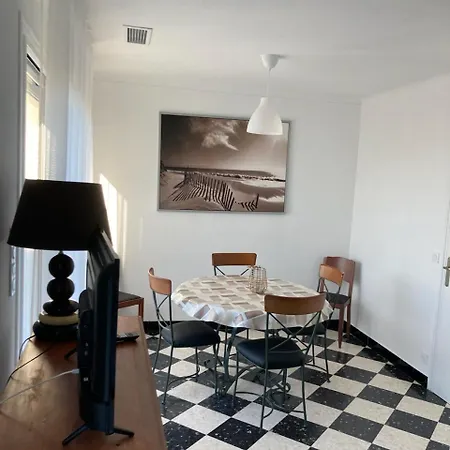 Semesterbostad Climatisee, Proche Mer, 2 Grands Independants, Parking, Le Grau-dʼAgde