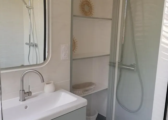 Vakantiehuis Climatisee, Proche Mer, 2 Grands Independants, Parking, Wifi *