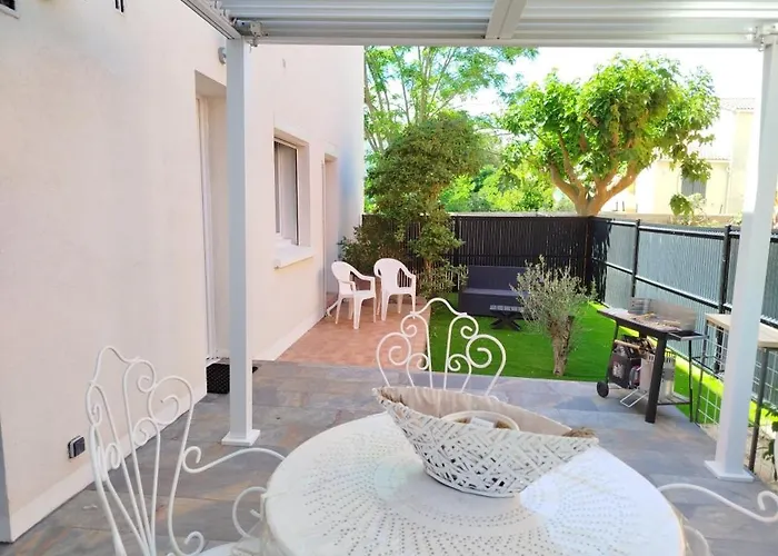 Climatisee, Proche Mer, 2 Grands Independants, Parking, Wifi Vakantiehuis Le Grau-dʼAgde